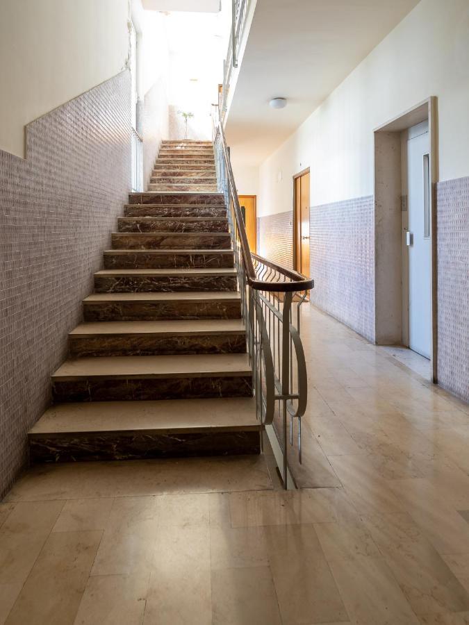 Orange - De Vivo Realty 2* Sorrente