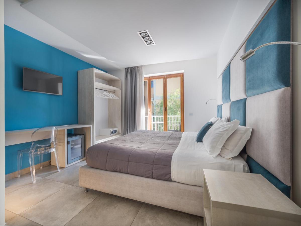 Orange - De Vivo Realty