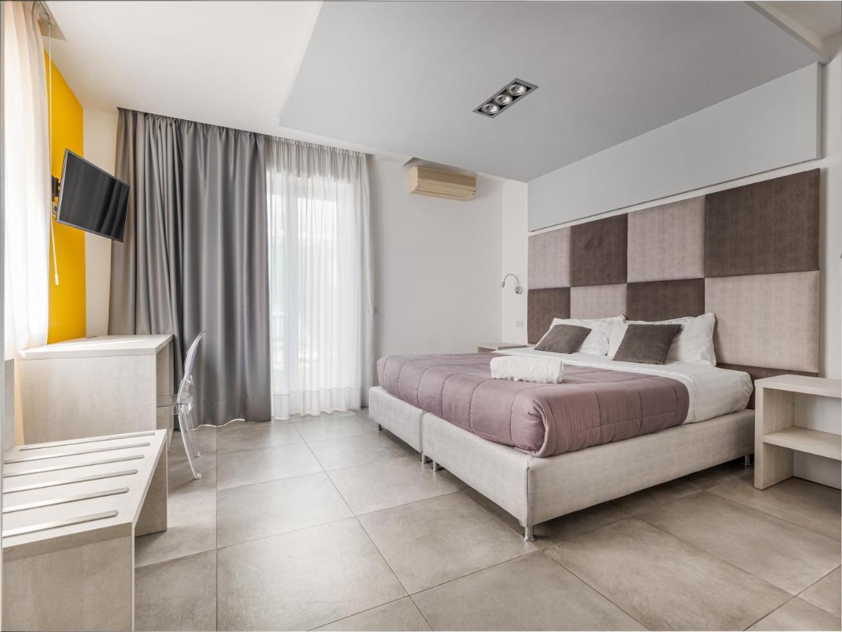 Orange - De Vivo Realty