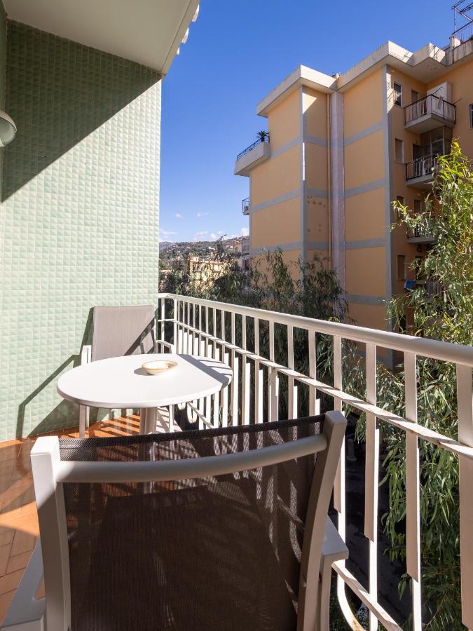 Orange - De Vivo Realty Maison d'hôtes