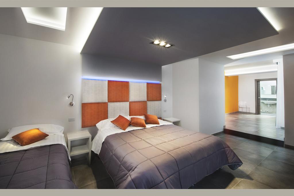 Orange - De Vivo Realty