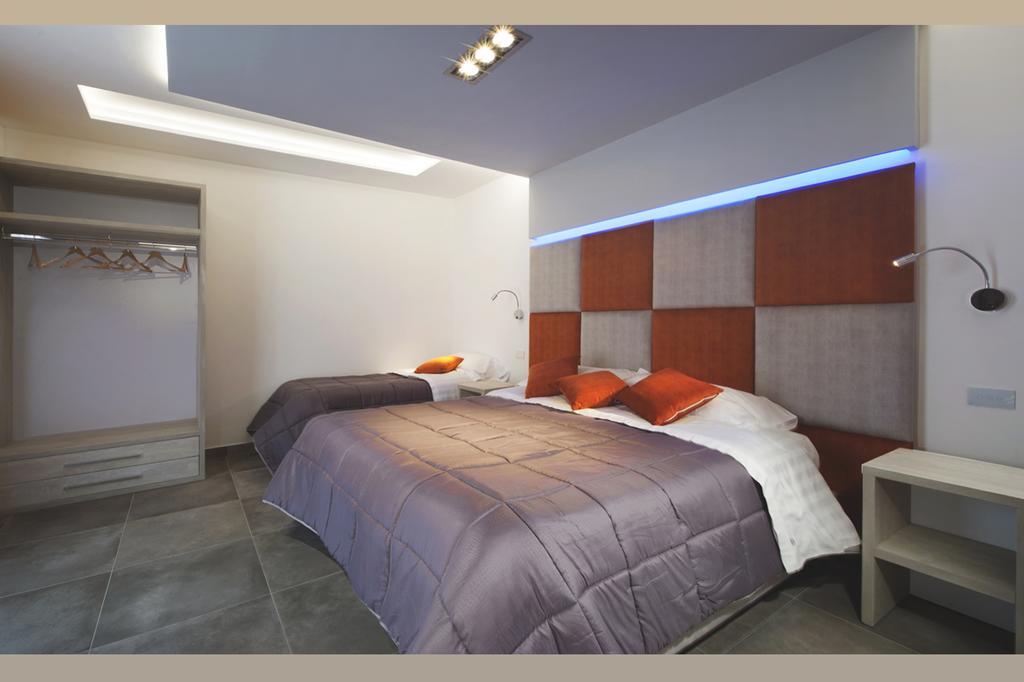 Orange - De Vivo Realty Maison d'hôtes 2*
